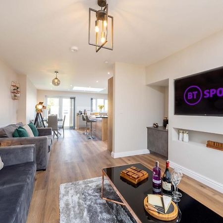 The Oaklands - Luxury Spacious 6-Bed, Near Solihull, Birmingham City, Jlr, Nec, Airport, Resorts World, Hs2 Buitenkant foto