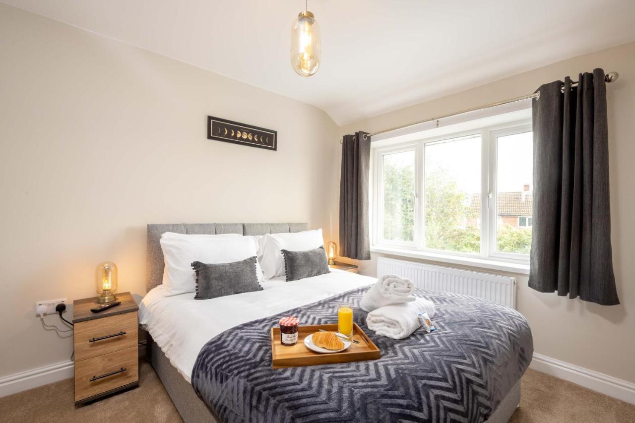 The Oaklands - Luxury Spacious 6-Bed, Near Solihull, Birmingham City, Jlr, Nec, Airport, Resorts World, Hs2 Buitenkant foto