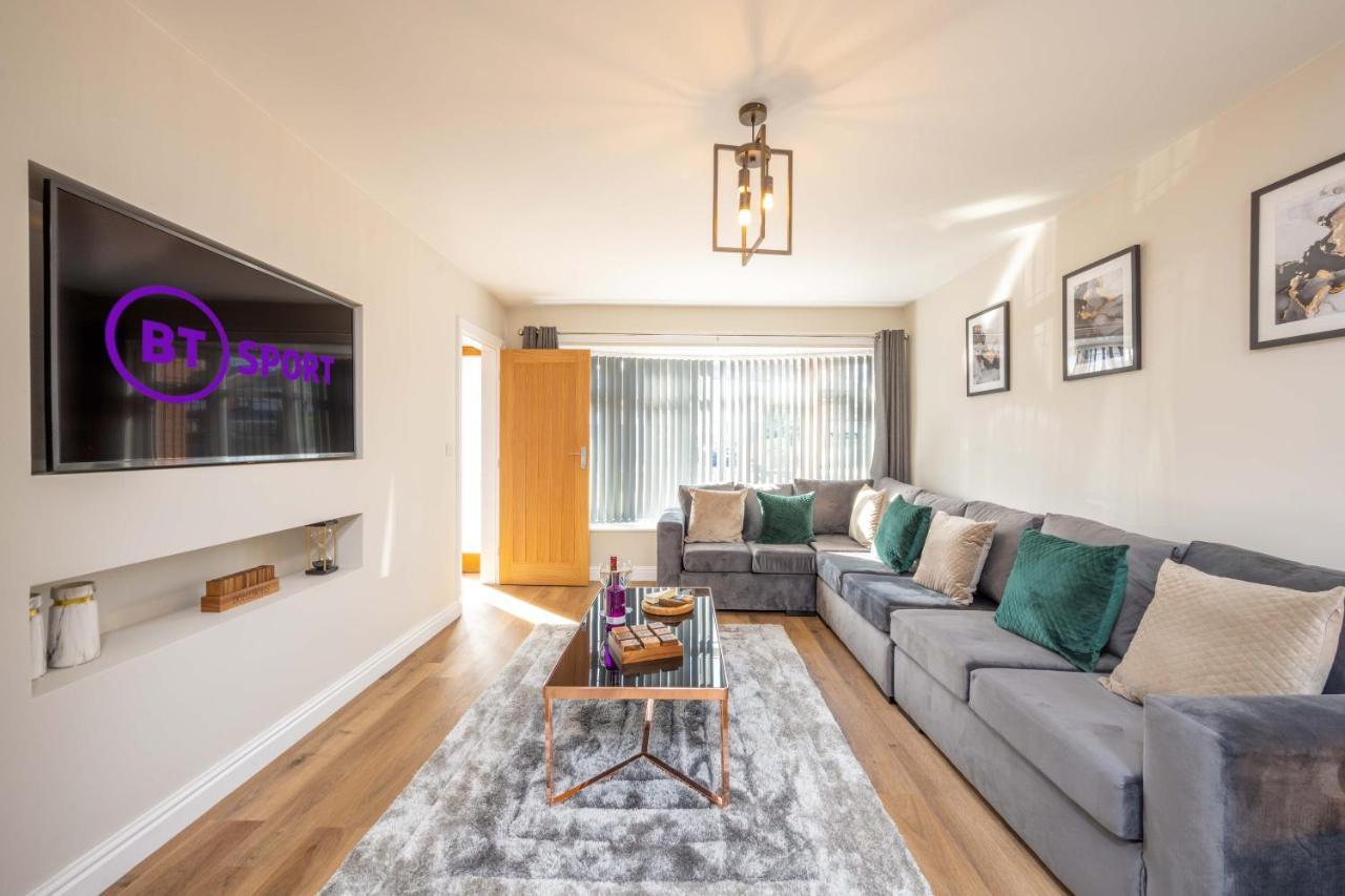 The Oaklands - Luxury Spacious 6-Bed, Near Solihull, Birmingham City, Jlr, Nec, Airport, Resorts World, Hs2 Buitenkant foto