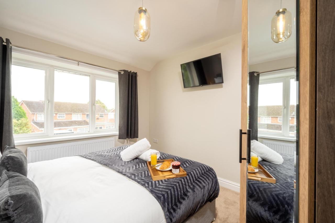 The Oaklands - Luxury Spacious 6-Bed, Near Solihull, Birmingham City, Jlr, Nec, Airport, Resorts World, Hs2 Buitenkant foto